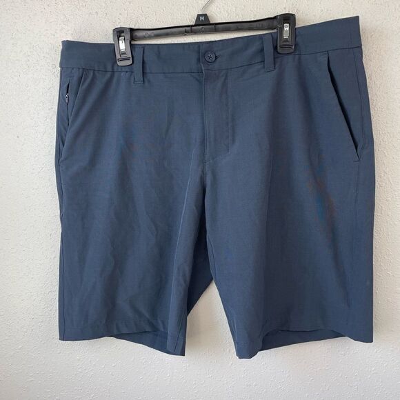 Hang Ten Shorts Size 38 EUC - Picture 1 of 4